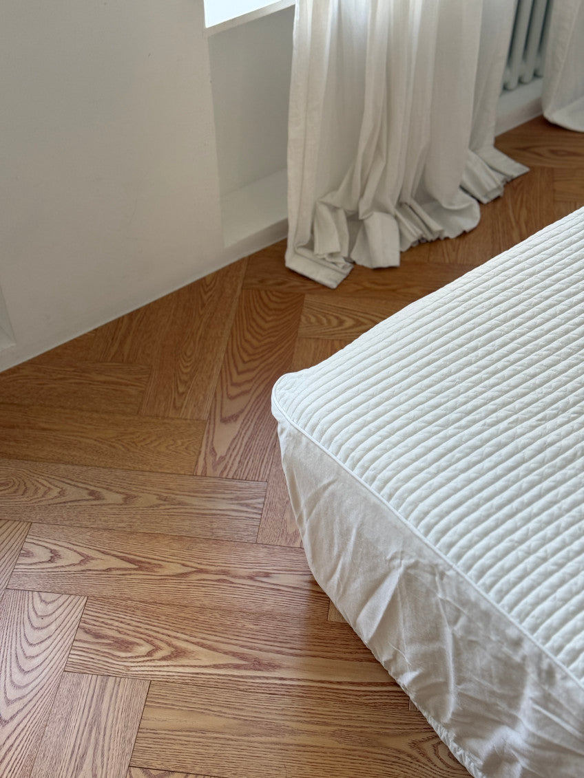 Cooling Punggi Rayon Quilted Mattress Fitted Sheet – White/ Grey
