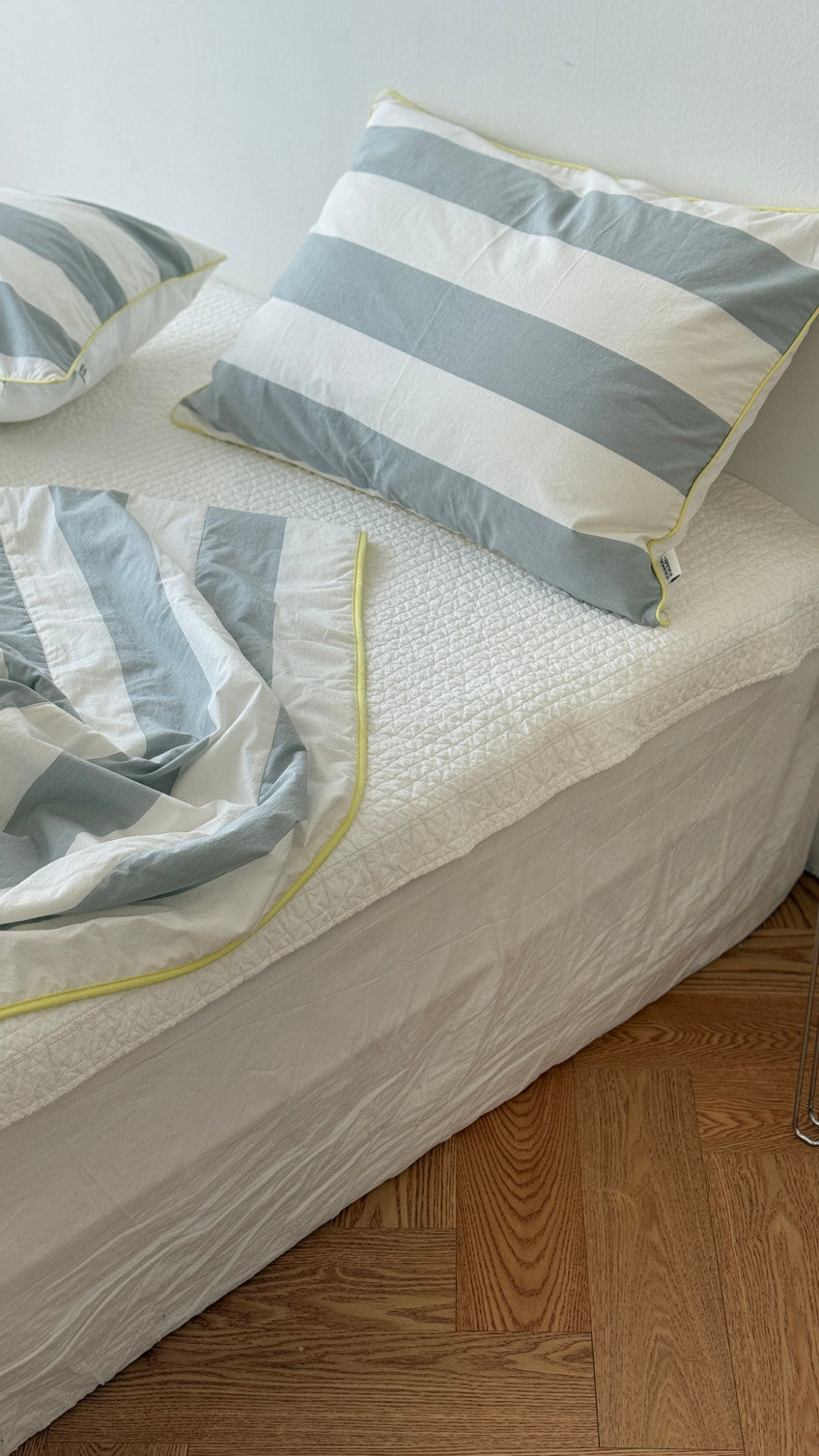 Cooling Reversible Comforter Set (Mint) – Cotton Front & Cooling Duralon Back Lightweight Summer Bedding Set