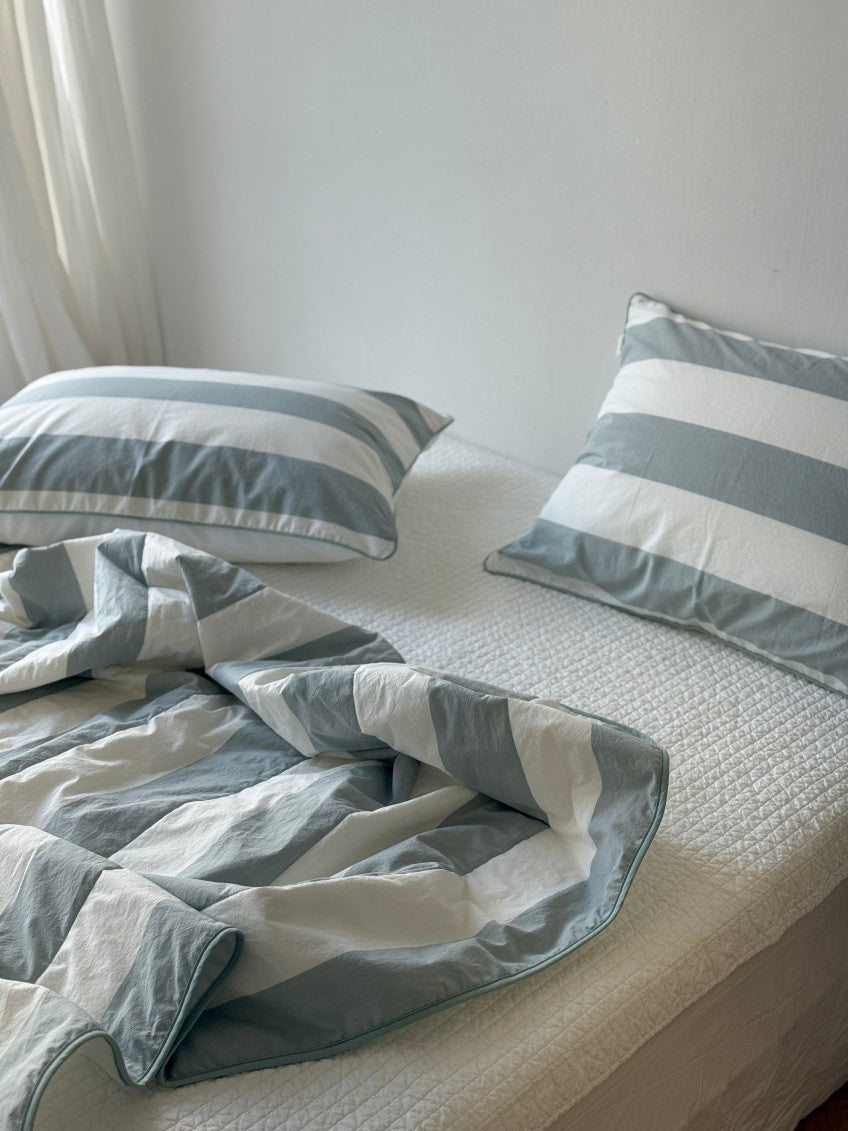 Cooling Reversible Comforter Set (Mint) – Cotton Front & Cooling Duralon Back Lightweight Summer Bedding Set