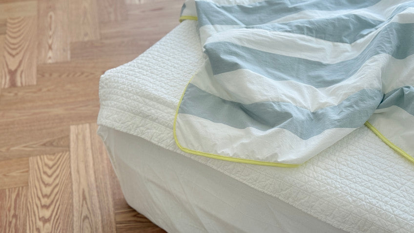 Cooling Reversible Comforter Set (Mint) – Cotton Front & Cooling Duralon Back Lightweight Summer Bedding Set